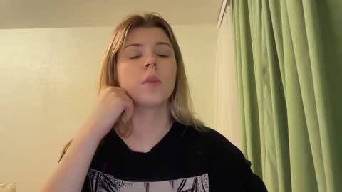 Molly   Emily online show from June 17, 7:19 pm