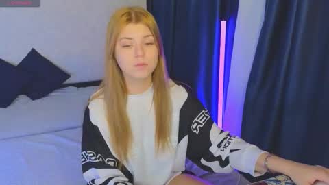 Molly   Emily online show from October 22, 1:02 pm