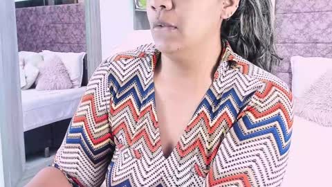 NAILHA SAJANI  online show from February 1, 11:53 am
