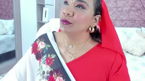 NAILHA SAJANI  online show from February 25, 2:48 pm