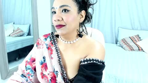 NAILHA SAJANI  online show from December 10, 3:55 pm