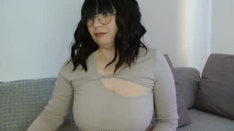 _lalilu_ online show from February 21, 11:22 am