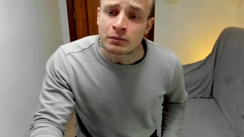 Layne online show from April 11, 1:04 pm