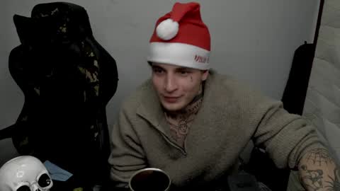 Layne online show from December 31, 5:33 am