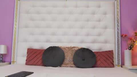 Lena Paul online show from January 12, 5:14 am