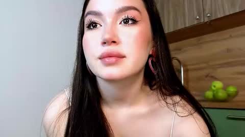 _lexie_rivers_ online show from October 20, 3:11 am