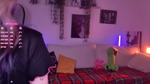 Lolly online show from November 30, 10:55 am