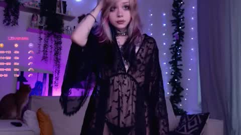 Lolly online show from December 23, 9:48 am