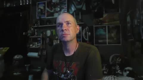 That guy online show from November 7, 8:28 am