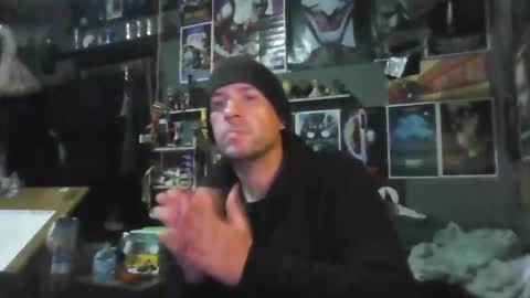 That guy online show from April 7, 4:47 am