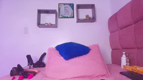 Lorrayne online show from February 27, 12:01 pm