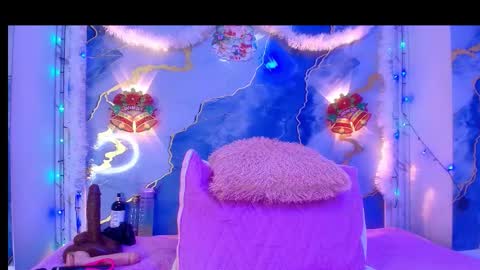 Lorrayne online show from December 18, 12:22 pm