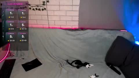 Anna online show from March 19, 1:16 pm