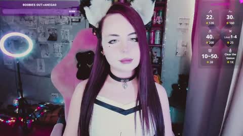 Mia online show from May 15, 6:11 am