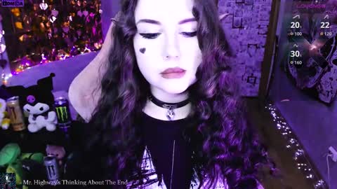 Mia online show from February 20, 4:31 pm