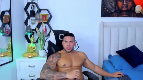 _matthew_santos_ online show from October 11, 12:15 am