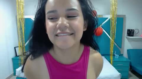  Mia  online show from February 14, 6:51 pm