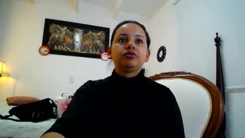  Mia  online show from December 15, 12:45 pm