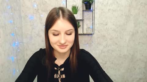 Mia online show from February 20, 2:57 pm