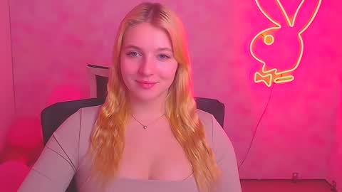 Melanie online show from February 25, 10:59 am