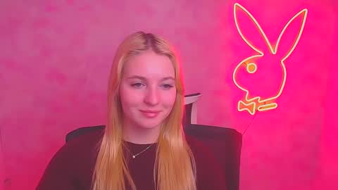 Melanie online show from February 10, 10:09 am