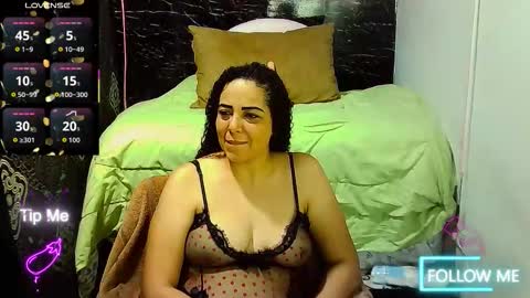 _milf_naughty online show from February 15, 3:31 am