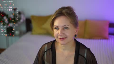 _million_dollarsmile online show from October 17, 9:35 am