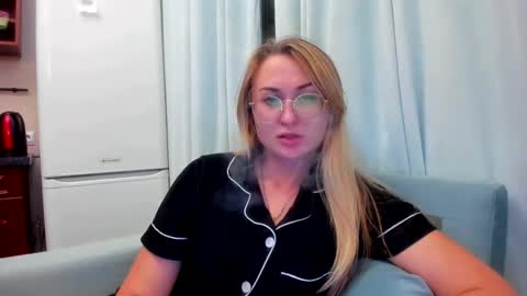 Eva online show from September 22, 7:18 pm