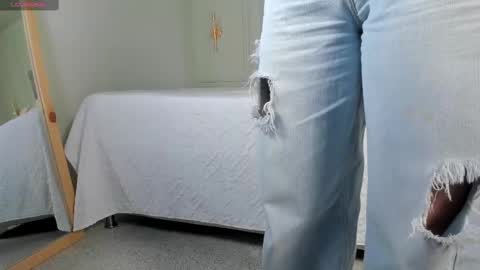 kimberley cruz online show from October 16, 12:05 pm