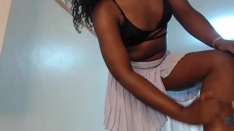 Snapshot of _miss_lofty chatting on March 9, 1:04 pm Lofty online show from March 9, 1:04 pm