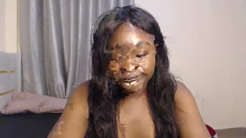 Snapshot of _miss_lofty chatting on February 11, 6:33 pm Lofty online show from February 11, 6:33 pm