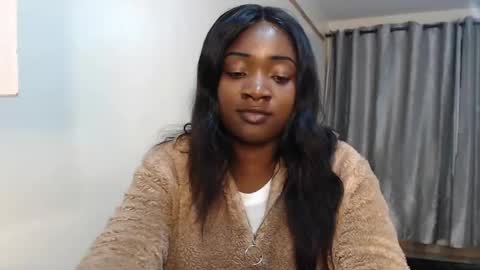 Snapshot of _miss_lofty chatting on February 17, 8:49 pm Lofty online show from February 17, 8:49 pm