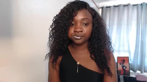 Snapshot of _miss_lofty chatting on February 21, 11:44 am Lofty online show from February 21, 11:44 am