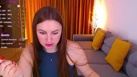 Mia online show from March 2, 12:01 pm