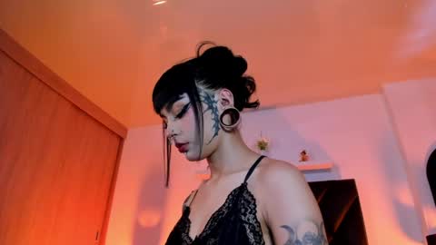 mizuki  online show from May 7, 1:51 pm