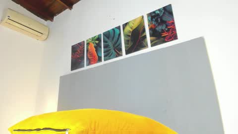 _molly_rosse_ online show from January 12, 12:34 pm