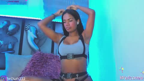 naomi brown online show from November 7, 3:42 am