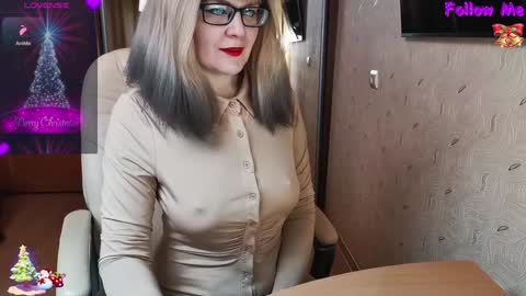 MagicWoman online show from February 6, 1:16 am