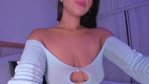 Snapshot of _natasha18_ chatting on February 23, 11:33 am Natasha online show from February 23, 11:33 am