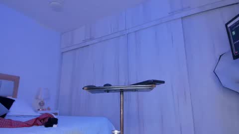 Snapshot of _natasha18_ chatting on March 8, 2:51 pm Natasha online show from March 8, 2:51 pm