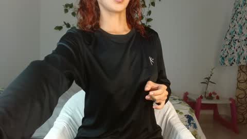 Snapshot of _nayade_ chatting on January 5, 11:55 pm _nayade_ online show from January 5, 11:55 pm