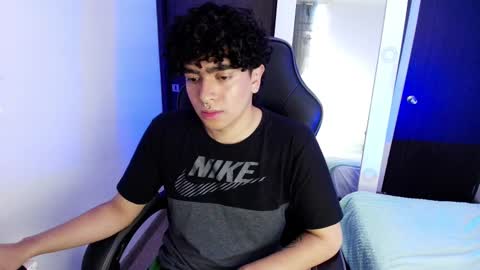 Nicolas online show from February 23, 10:20 pm