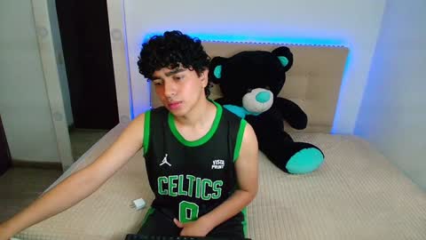 Nicolas online show from January 5, 8:52 pm