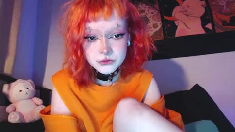Nicole online show from May 26, 12:17 am
