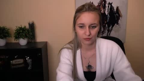 Nica online show from April 29, 11:04 am