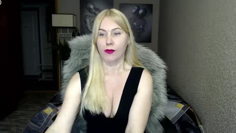 Snapshot of _night_fantasy_ chatting on March 7, 4:33 pm Donella online show from March 7, 4:33 pm