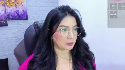   online show from October 22, 12:18 pm