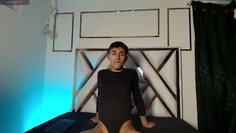 Noah   online show from March 10, 4:28 am