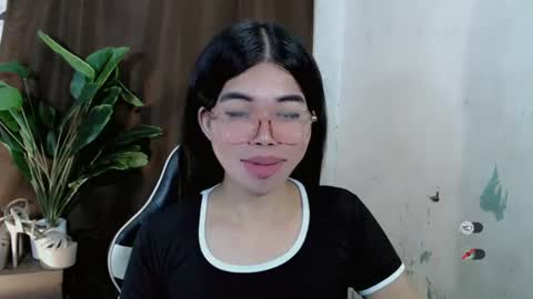 _odette22 online show from June 26, 6:41 am