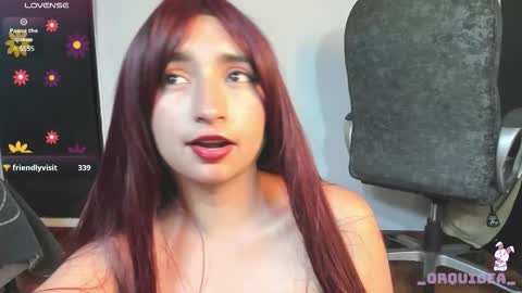 Orquidea  online show from January 10, 2:33 pm